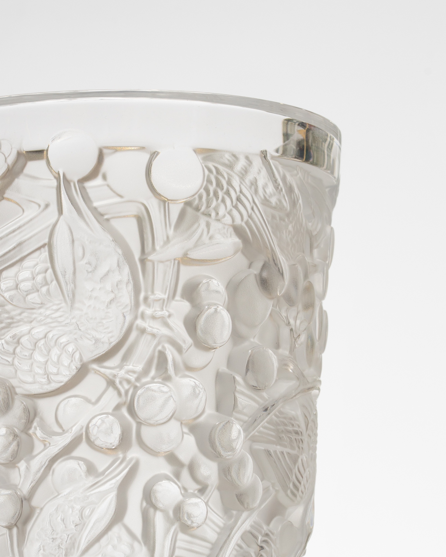 Ваза Lalique Merles & Raisins